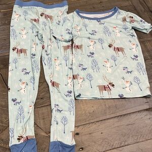 Disney frozen little sleepies size 5/6 short sleeves